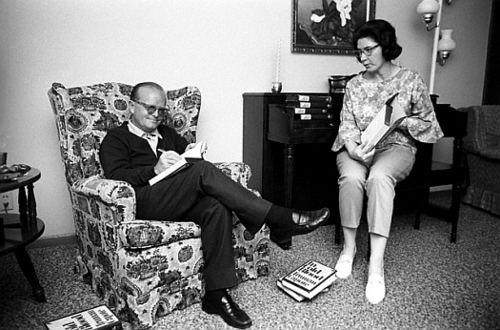 1966, Holcomb, Kansas --- Truman Capote signing copies of his book with Harper Lee. Capote and Lee are in Kansas during the making of the film of the same name. --- Image by © Steve Schapiro/Corbis